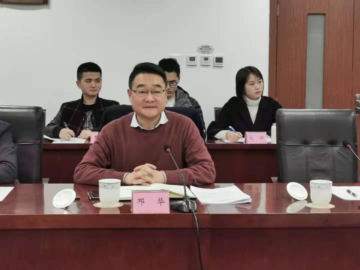 “省、市、縣三級聯(lián)動，多方齊力推動達州苧麻產(chǎn)業(yè)發(fā)展”。