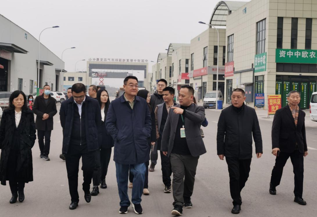 棉麻集團(tuán)加快落實總社、省社工作部署  —— 鄧華帶隊赴內(nèi)江資中開展專題調(diào)研工作