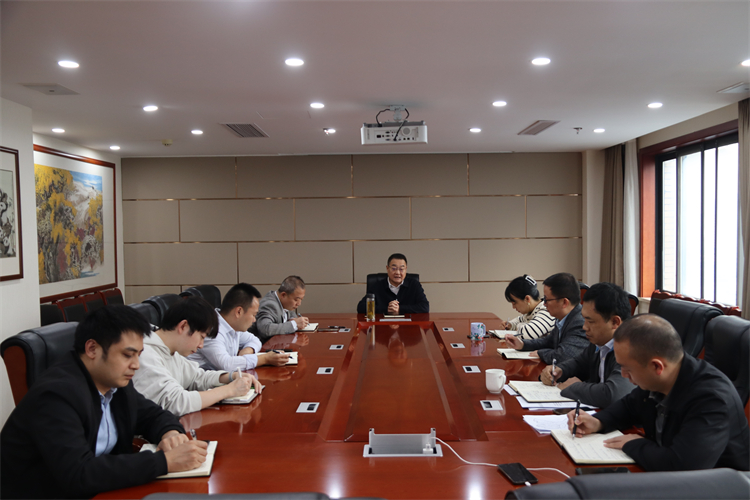 鄧華主持召開集團冷鏈、外貿(mào)進出口業(yè)務專題會